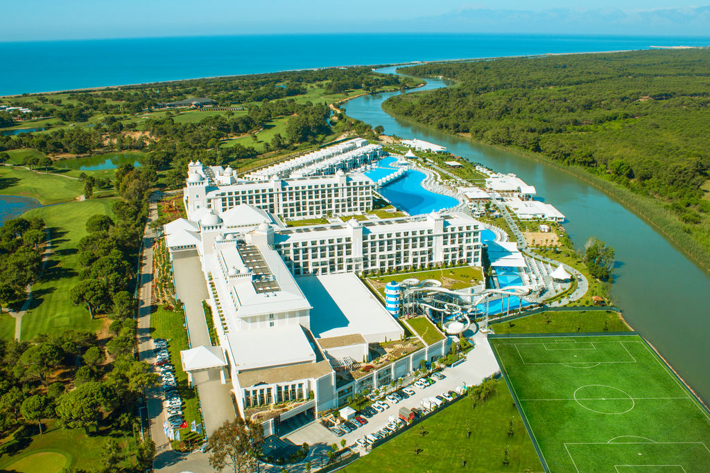 TITANIC DELUXE GOLF BELEK 5★