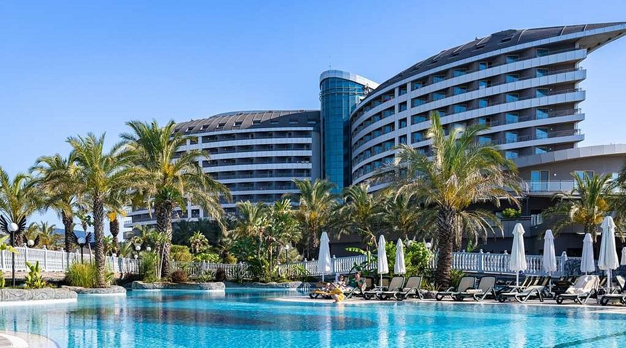 ROYAL WINGS HOTEL LARA 5★