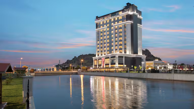 DOUBLETREE BY HILTON AFYON